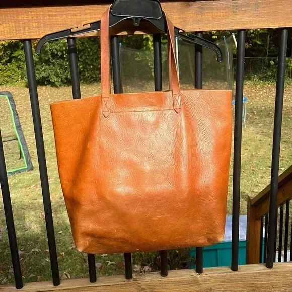 Madewell Handbags - Madewell Transport Tote